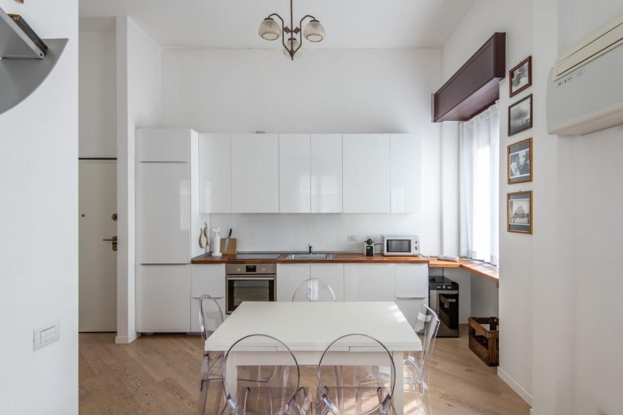 Easylife - Coccole E Comfort - Bilocale Caldo Ed Accogliente A Due Passi Dai Navigli E Metro Verde Milánó Kültér fotó