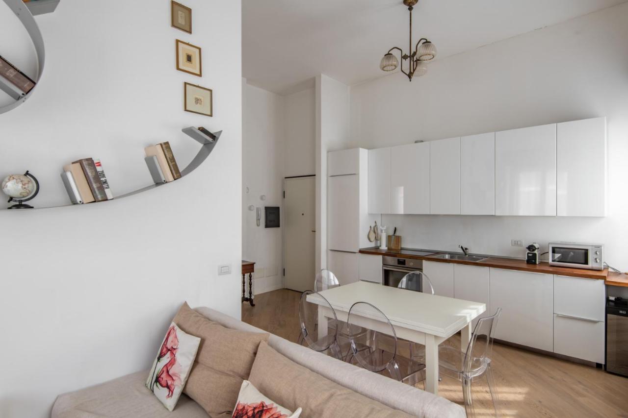 Easylife - Coccole E Comfort - Bilocale Caldo Ed Accogliente A Due Passi Dai Navigli E Metro Verde Milánó Kültér fotó